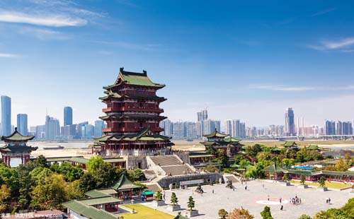 江西騰王閣有哪些相關(guān)的名句   江西滕王閣有什么好玩的