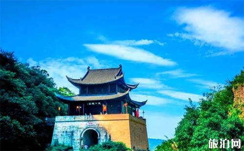 劍門關和峨眉山有什么關系