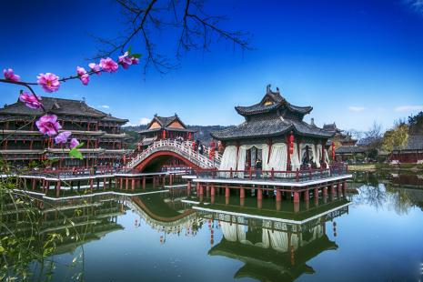 國內(nèi)有什么景點(diǎn)不好玩 浙江橫店影視城好玩嗎