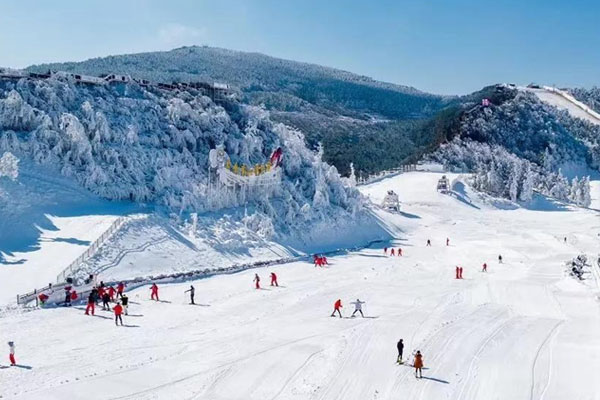 蘭州安寧大青山滑雪場(chǎng)景區(qū)介紹