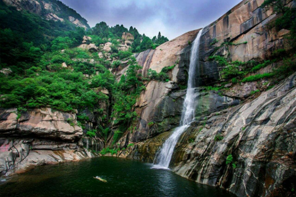 黑龍潭自然風景區