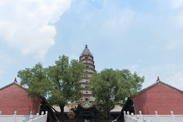 新絳龍興寺