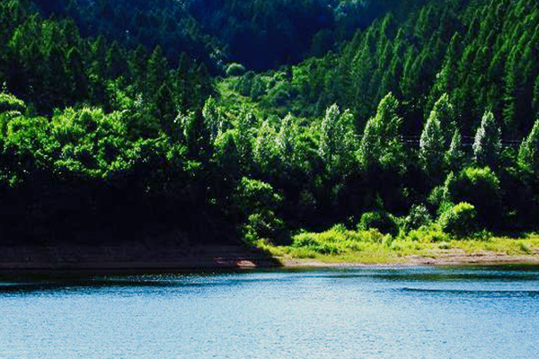 明月湖