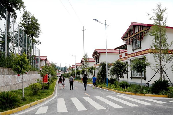 西河村